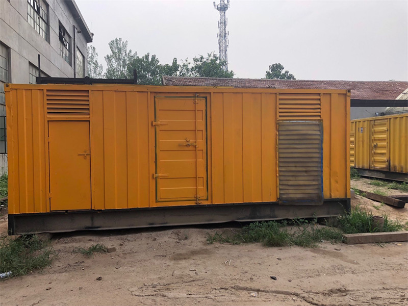 顺义发电机出租进行负载测试时，电瓶电量不足的具体判断标准是什么？